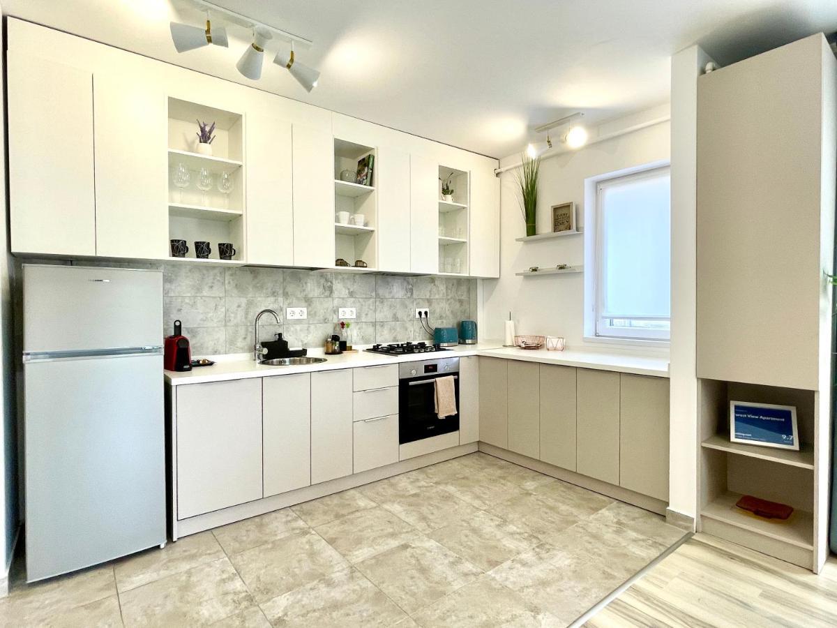 Forest View Apartment Temešvár Exteriér fotografie