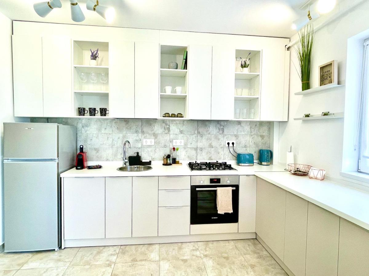 Forest View Apartment Temešvár Exteriér fotografie